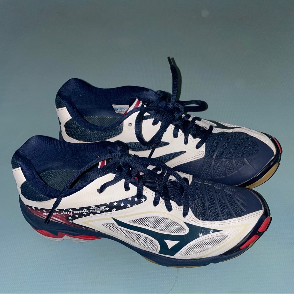 Mizuno Volleyball Shoes